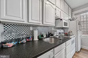 414 Seward Square SE, Washington, DC 20003 - Photo 10