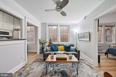 414 Seward Square SE #104, Washington, DC 20003 - Photo 2