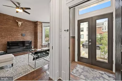 2621 University Place NW, Washington, DC 20009 - Photo 2