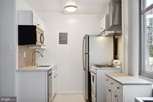 940 25th St NW, Washington, DC 20037 - Photo 6