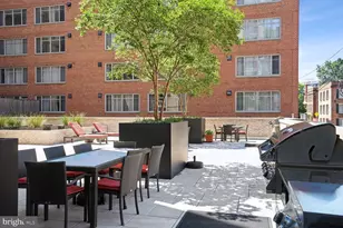 940 25th St NW, Washington, DC 20037 - Photo 16