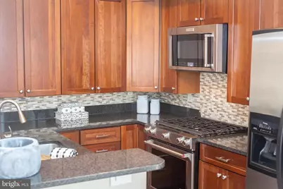 1417 Chapin Street NW #506, Washington, DC 20009 - Photo 4