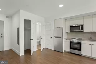 2415 37th St NW, Washington, DC 20007 - Photo 10