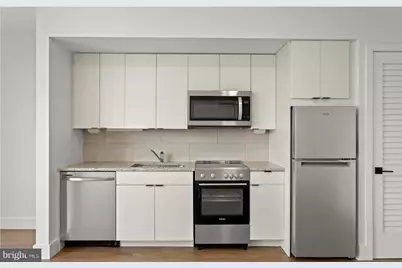 2415 37th St NW #205, Washington, DC 20007 - Photo 8