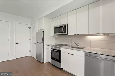 2415 37th St NW #205, Washington, DC 20007 - Photo 18