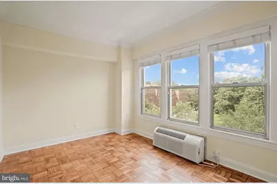 2500 Q Street NW #649, Washington, DC 20007 - Photo 4