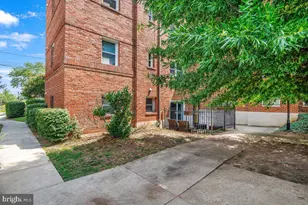 1800 28th Pl SE, Washington, DC 20020 - Photo 2