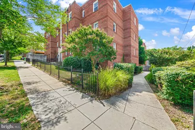 1800 28th Place SE #2, Washington, DC 20020 - Photo 1