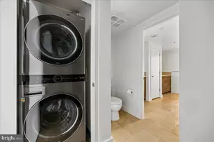 912 F St NW, Washington, DC 20004 - Photo 34