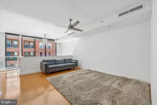 912 F St NW, Washington, DC 20004 - Photo 22