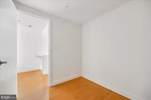 912 F St NW, Washington, DC 20004 - Photo 36