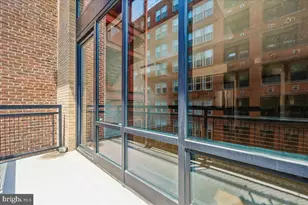 912 F St NW, Washington, DC 20004 - Photo 20