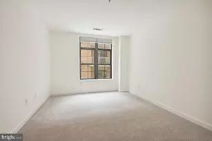 1111 25th St NW, Washington, DC 20037 - Photo 10