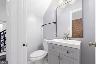3633 11th St NW, Washington, DC 20010 - Photo 8