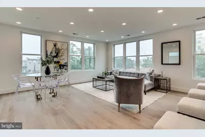 646 Newton Place NW #303, Washington, DC 20010 - Photo 2
