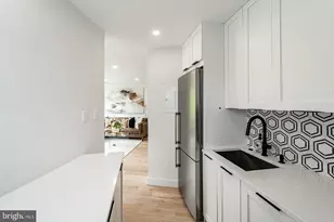 4200 NW Cathedral Ave NW, Washington, DC 20016 - Photo 28