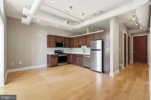 811 4th NW, Washington, DC 20001 - Photo 24