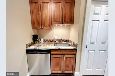 2019 O Street NW #2, Washington, DC 20036 - Photo 6