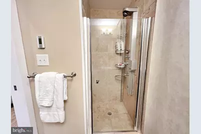 2019 O Street NW #2, Washington, DC 20036 - Photo 8