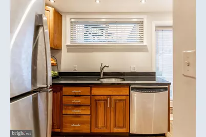 2019 O Street NW #B, Washington, DC 20036 - Photo 4