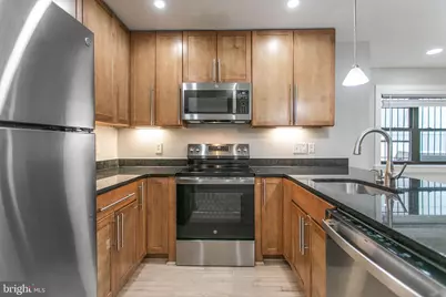 1323 K Street SE #102, Washington, DC 20003 - Photo 6