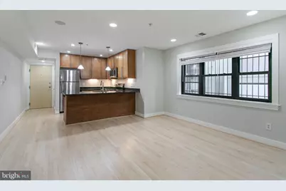1323 K Street SE #102, Washington, DC 20003 - Photo 4