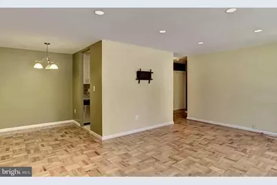 3033 New Mexico Avenue NW #203, Washington, DC 20016 - Photo 2