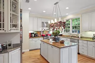 3929 Highwood Ct NW, Washington, DC 20007 - Photo 18