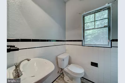 3819 Suitland Road SE, Washington, DC 20020 - Photo 24