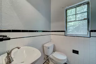 3819 Suitland Rd SE, Washington, DC 20020 - Photo 24