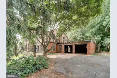 3819 Suitland Road SE, Washington, DC 20020 - Photo 2