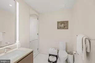 601 Wharf St SW, Washington, DC 20024 - Photo 22