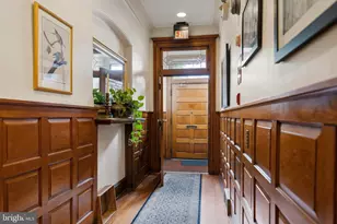 2110 O St NW, Washington, DC 20037 - Photo 30