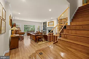 2426 I St NW, Washington, DC 20037 - Photo 6