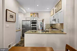 2426 I St NW, Washington, DC 20037 - Photo 12