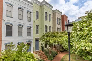 914 4th St SE, Washington, DC 20003 - Photo 1