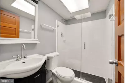 500 9th Street SE, Washington, DC 20003 - Photo 6