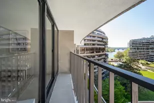 2500 Virginia Ave NW, Washington, DC 20037 - Photo 16