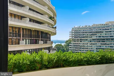 2500 Virginia Ave NW #714/715-S, Washington, DC 20037 - Photo 8
