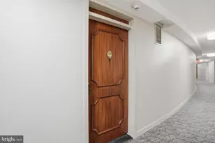 2500 Virginia Ave NW, Washington, DC 20037 - Photo 24