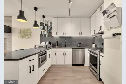 88 V Street SW #414, Washington, DC 20024 - Photo 2