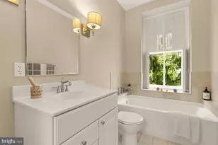 326 2nd St SE, Washington, DC 20003 - Photo 16