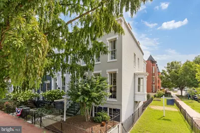 326 2nd Street SE, Washington, DC 20003 - Photo 2
