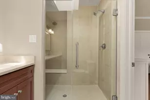 326 2nd St SE, Washington, DC 20003 - Photo 24