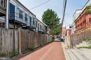 2139 Newport Pl NW, Washington, DC 20037 - Photo 4