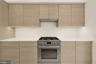1128 10th St NW, Washington, DC 20001 - Photo 6