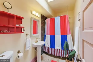 223 Douglas St NE, Washington, DC 20002 - Photo 26