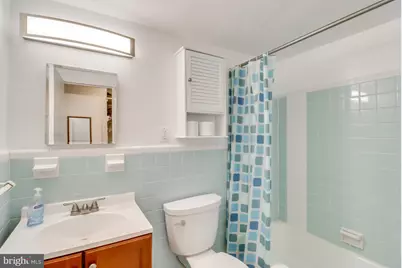 2710 Macomb Street NW #303, Washington, DC 20008 - Photo 8