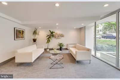 2710 Macomb Street NW #303, Washington, DC 20008 - Photo 12