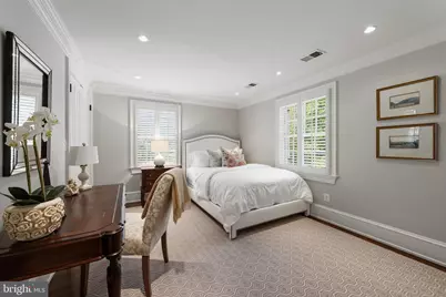 1726 Hoban Road NW, Washington, DC 20007 - Photo 32
